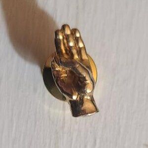 Scout Three 3 Finger Salute Sign Vintage Lapel Pin Tie Tack Brooch